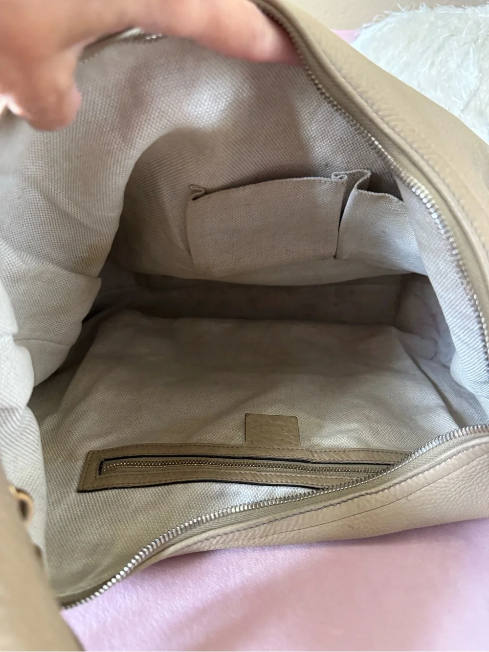 💯Authentic Gucci SOHO Pebbled Tan Leather Hobo Bag Shoulder Bag w Tassel